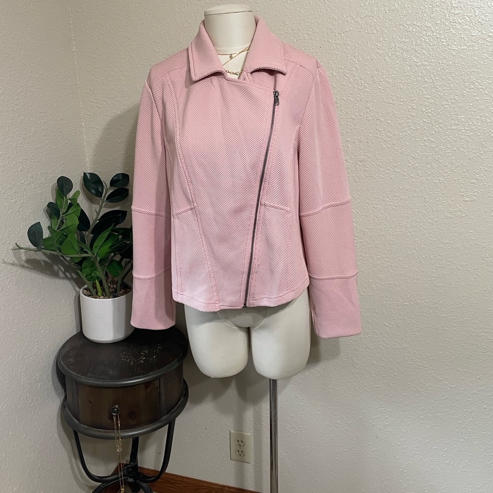 Torrid Light Pink Textured Moto Blazer - Picture 3 of 11
